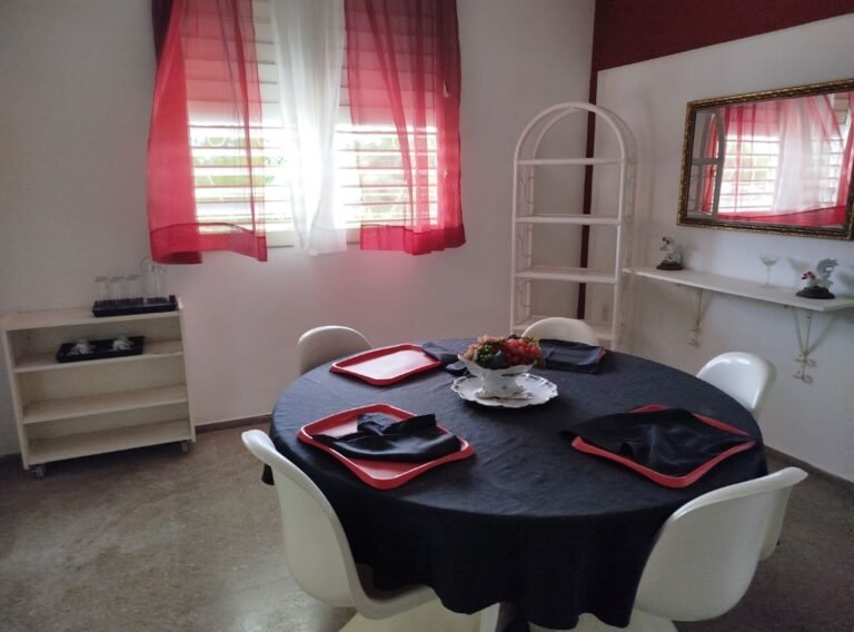 Calle 66 entre 7ma b y 9 na apartamento 726 segundo piso_2