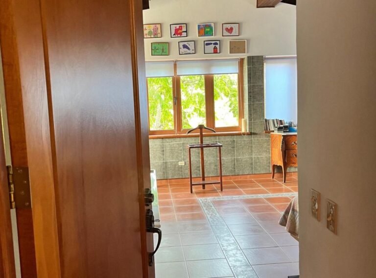 Casa de 4 habitaciones en Atabey_8