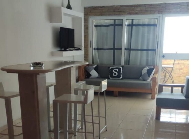 Apartamento en 16 entre Línea y Calzada, Vedado_4