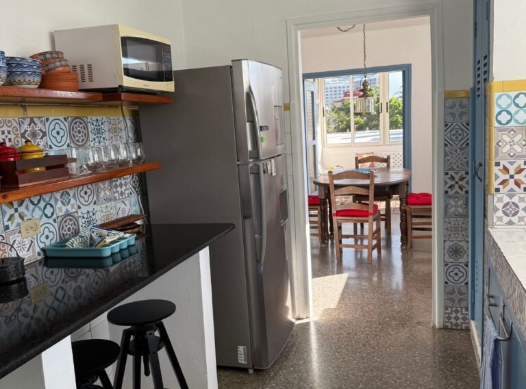 Apartamento en Calle 46 #104 e_ 1ra y 1raA, Playa_5