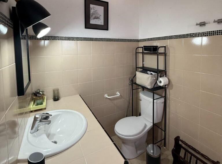 Apartamento en Calle 46 #104 e_ 1ra y 1raA, Playa_9 (2)