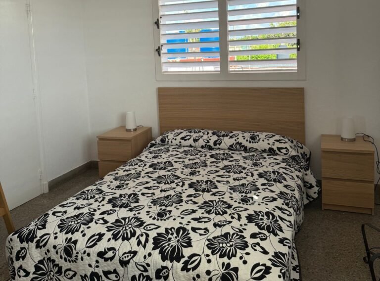 Apartamento en Calle 46 #104 e_ 1ra y 1raA, Playa_9