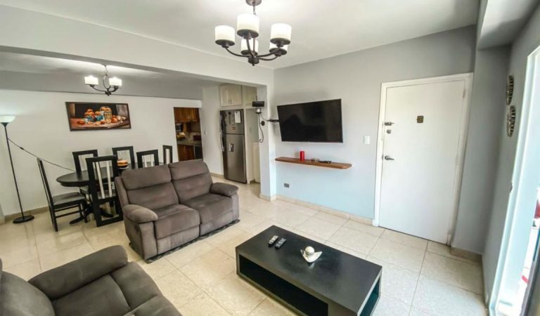 Apartamento cerca dApartamento por 19 y 4 Vedado_3e 5ta y A Vedado_3