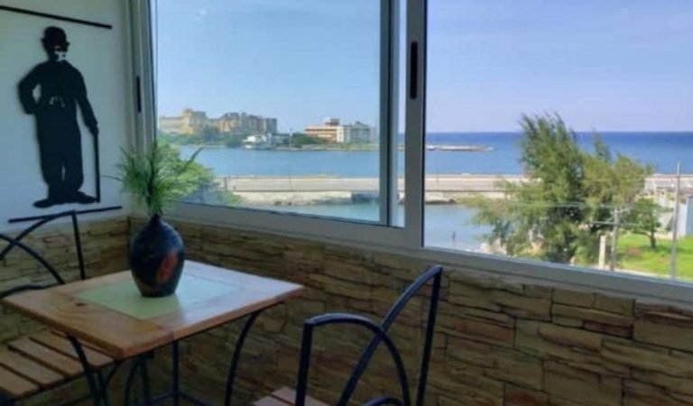 Apartamento en 16 entre Línea y Calzada, Vedado_5