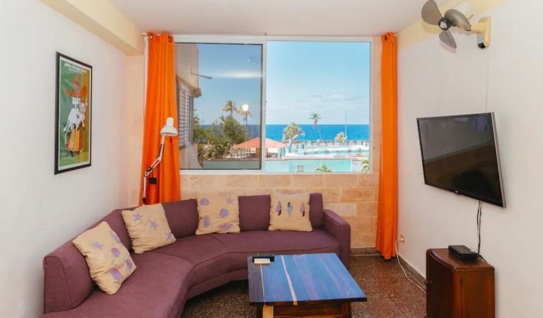 Apartamento en 1ra 555 e_ 8 y 10, Vedado_1