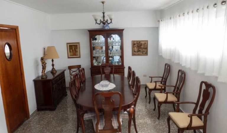 Apartamento en 1ra entre A y B Vedado_5