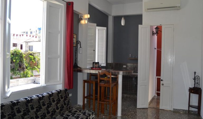 Apartamento en 27 entre E y F Vedado_1