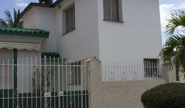 Apartamento en 74 entre 19 y 17 Playa_1