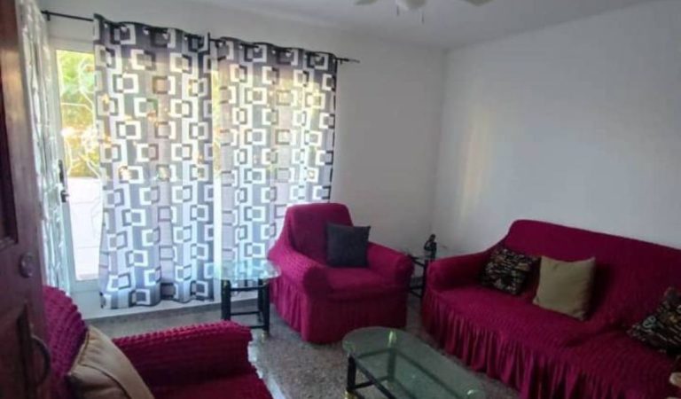 Apartamento en Calzada y A Vedado_1