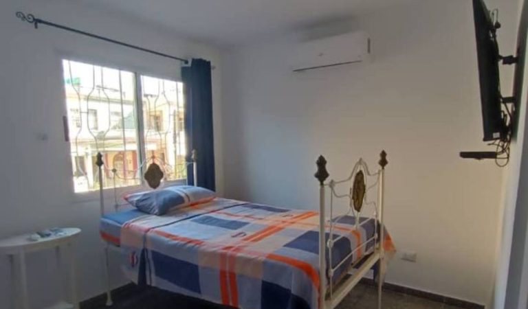 Apartamento en Calzada y A Vedado_4