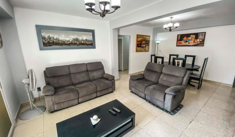 Apartamento por 19 y 4 Vedado_4