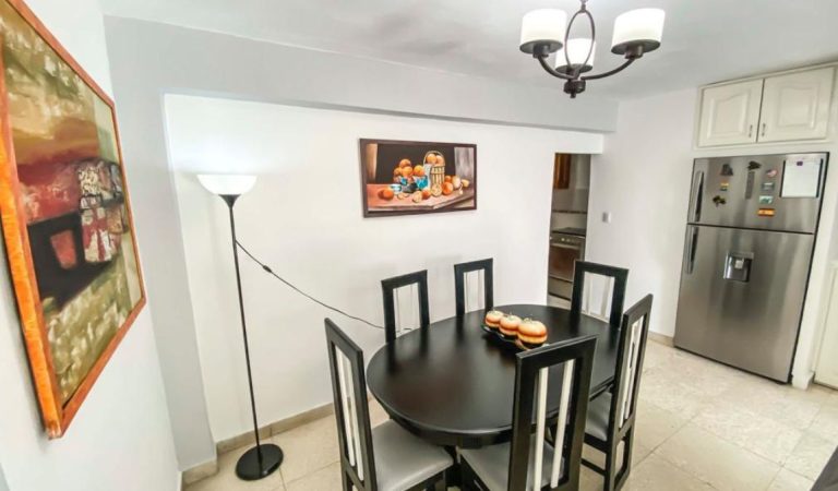 Apartamento por 19 y 4 Vedado_8