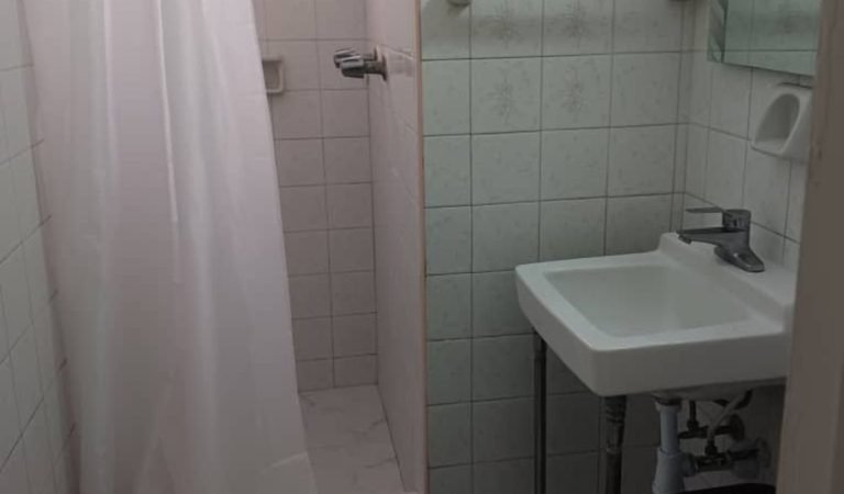 Calle 1ra C e_ 154 y 152. Reparto Náutico, Playa_7