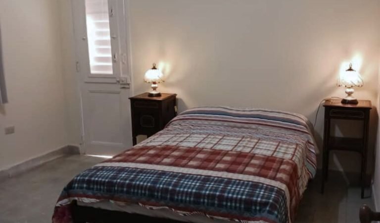 Calle 1ra C e_ 154 y 152. Reparto Náutico, Playa_9