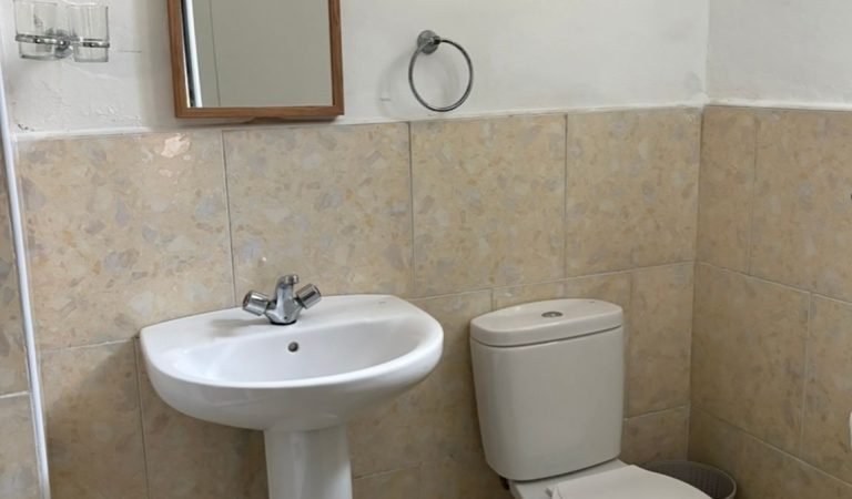 Casa en 9na entre I y J, Vedado_7