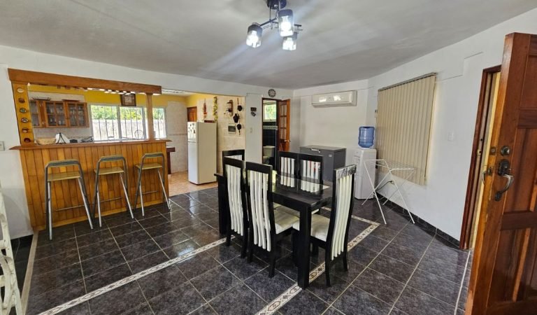 Casa independiente ubicada en Siboney, Playa_1