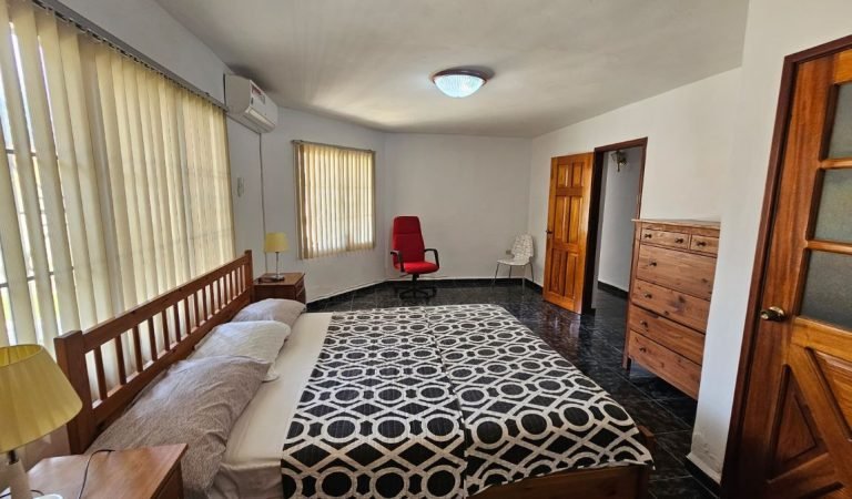 Casa independiente ubicada en Siboney, Playa_5