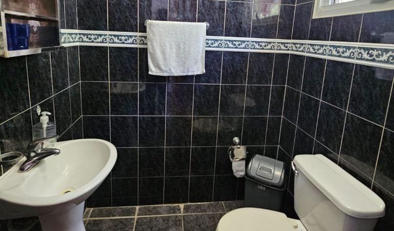 Casa independiente ubicada en Siboney, Playa_9