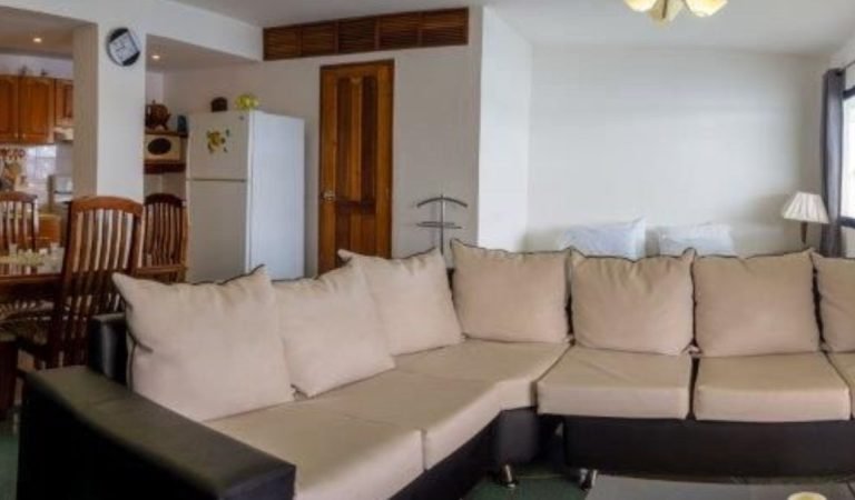 Cuarto estudio con vistas al río Almendares_1