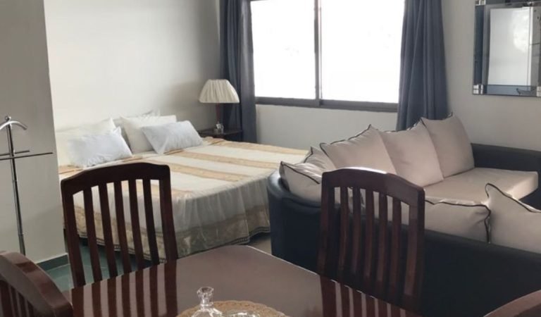 Cuarto estudio con vistas al río Almendares_2